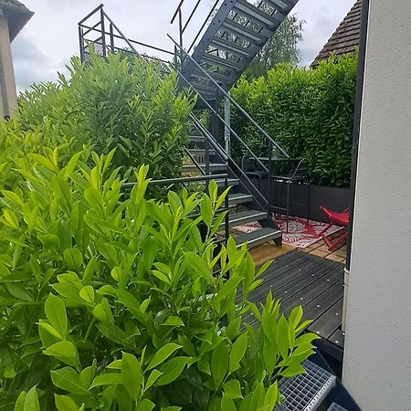 Studio Cosy Spacieux Lumineux Avec Terrasse Vezelois Exterior foto
