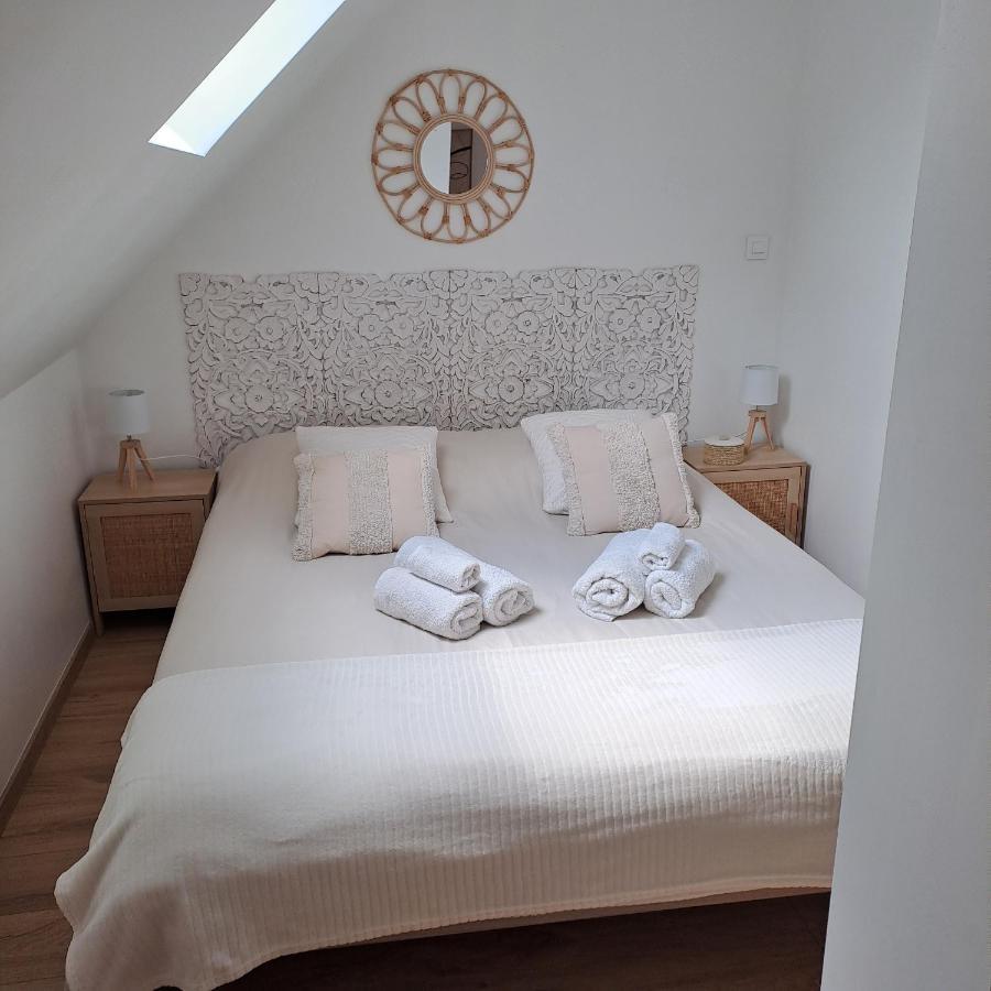 Studio Cosy Spacieux Lumineux Avec Terrasse Vezelois Exterior foto